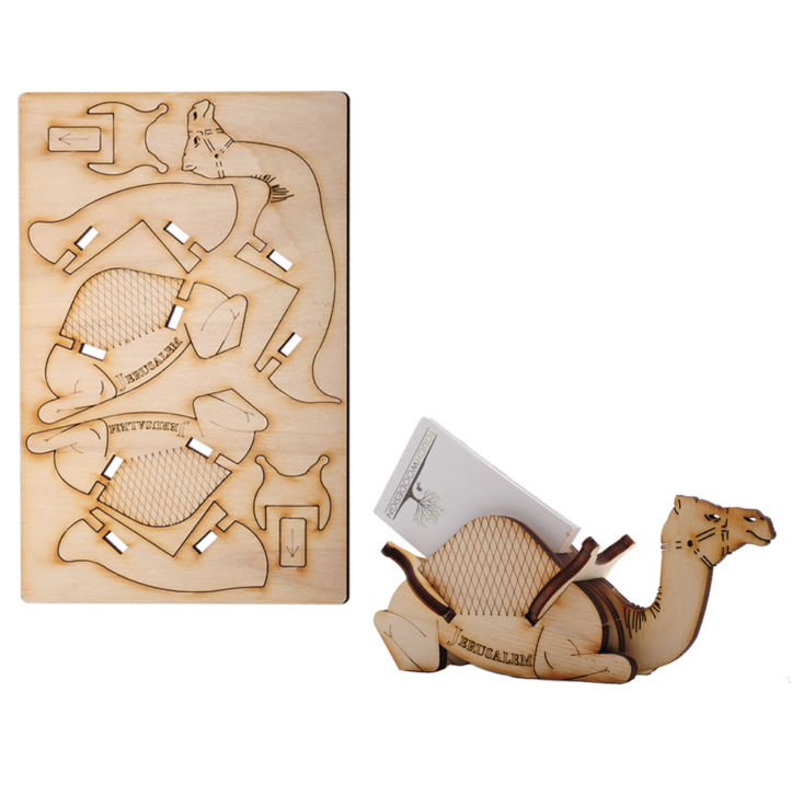 Sitting Camel – business card holder