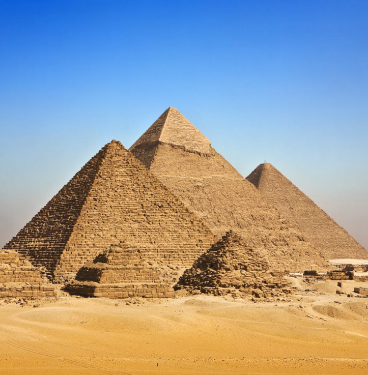 Pyramid – matzah holder
